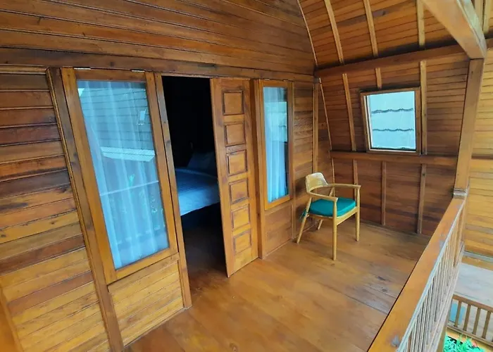 Villa Kayu Joglos Ubud