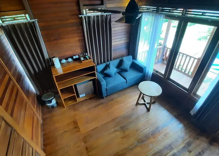 Villa Kayu Joglos *